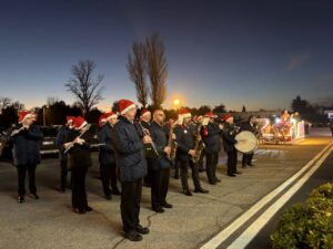 8 Dicembre - Sfilata natalizia al Dondi Christmas Village di Vigarano Mainarda (FE)