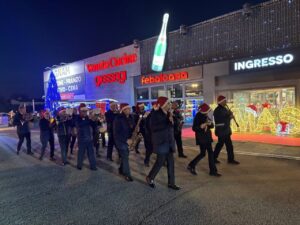 8 Dicembre - Sfilata natalizia al Dondi Christmas Village di Vigarano Mainarda (FE)